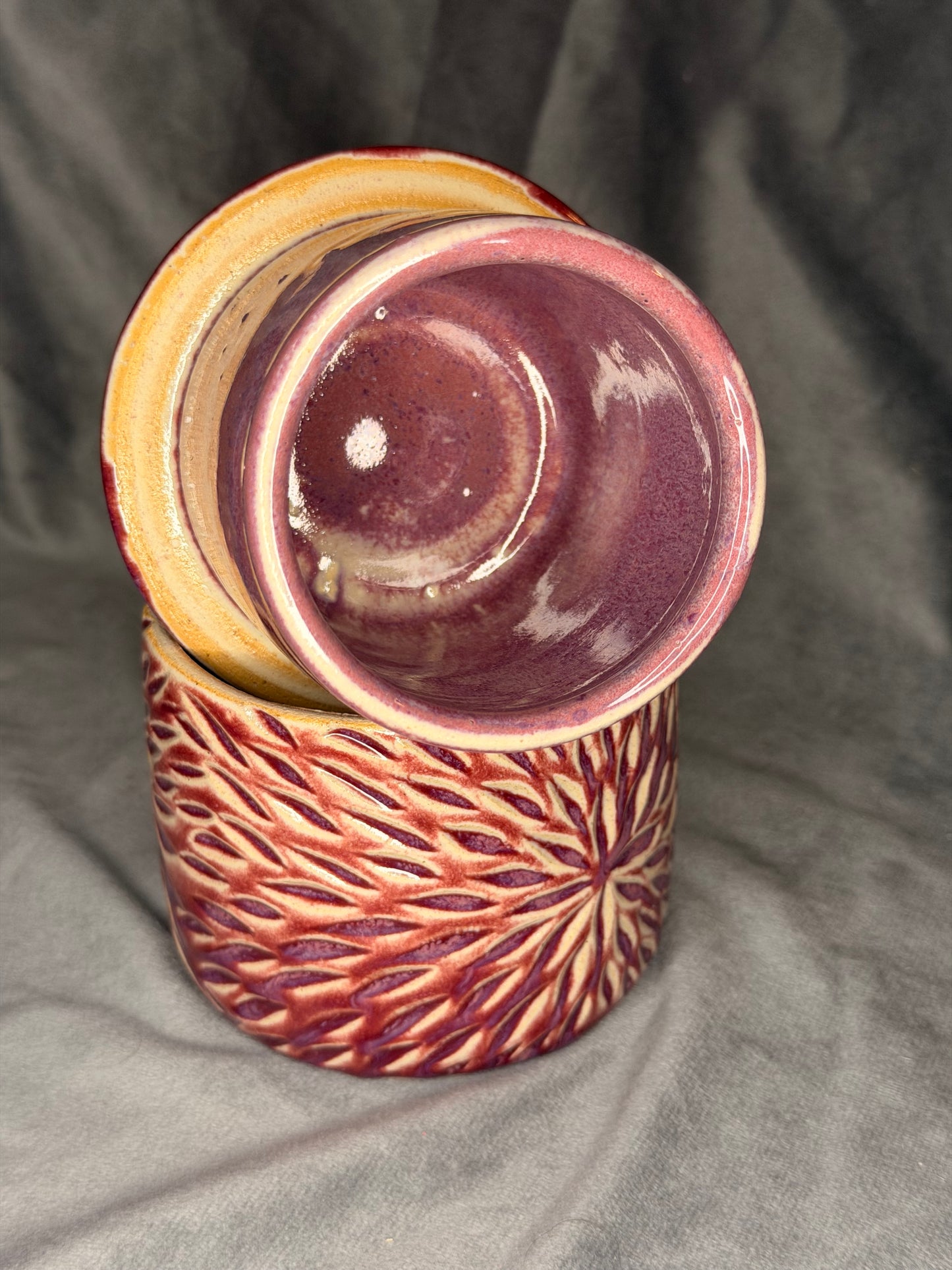 Französische Butterdose klein mit Muster