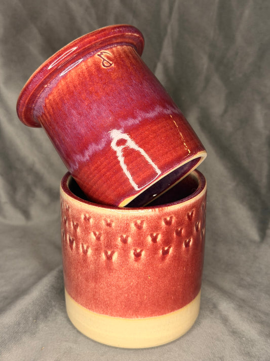 Französische Butterdose mit Herzen